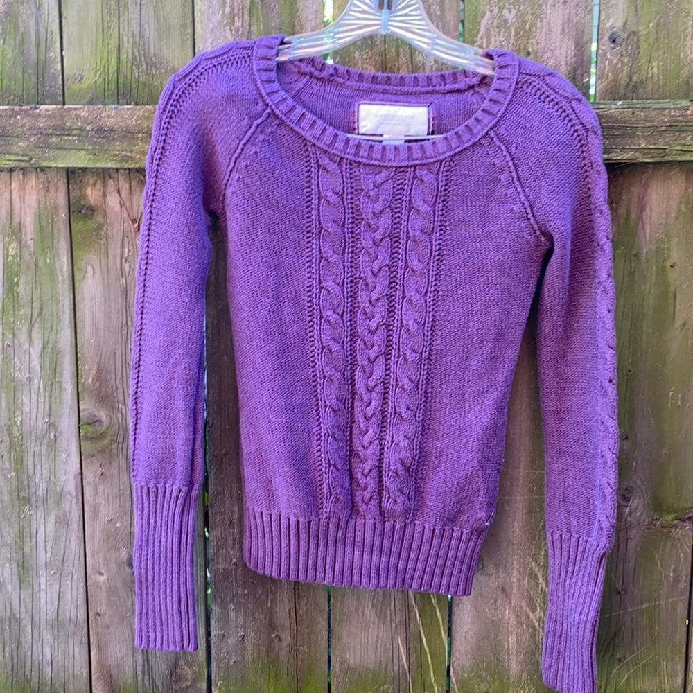 American Eagle Outfitters purple sweater sz. S